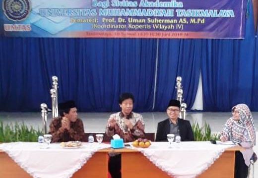 KOORDINATOR KOPERTIS WILAYAH IV LAKUKAN PEMBINAAN DI UMTAS