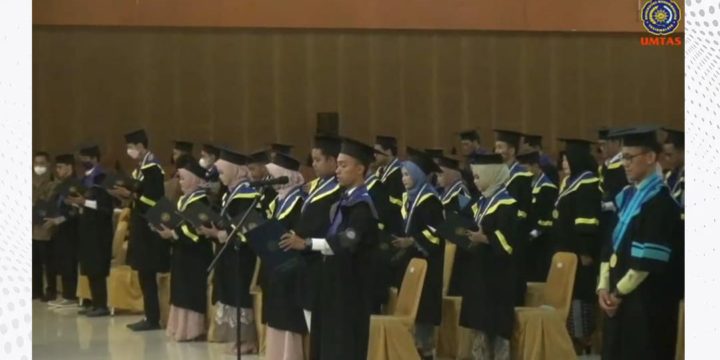 Wisuda UMTAS TA 2021/2022